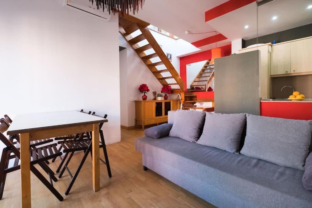 6 Pax Duplex Penthouse Las Ramblas Barcelona Leilighet *