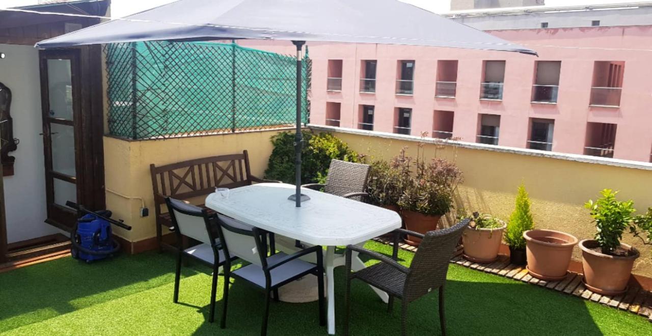 6 Pax Duplex Penthouse Las Ramblas Barcelona Leilighet
