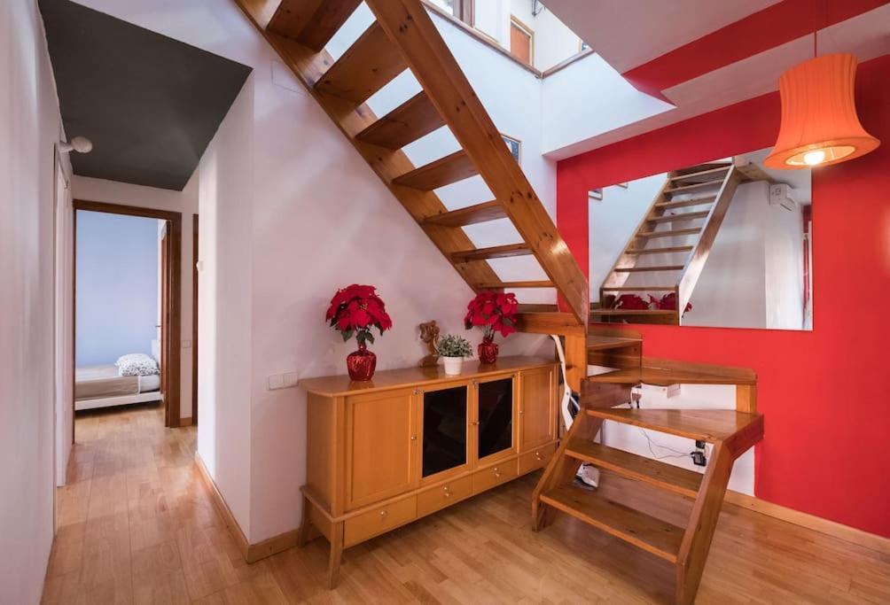 Apartament 6 Pax Duplex Penthouse Las Ramblas Barcelona